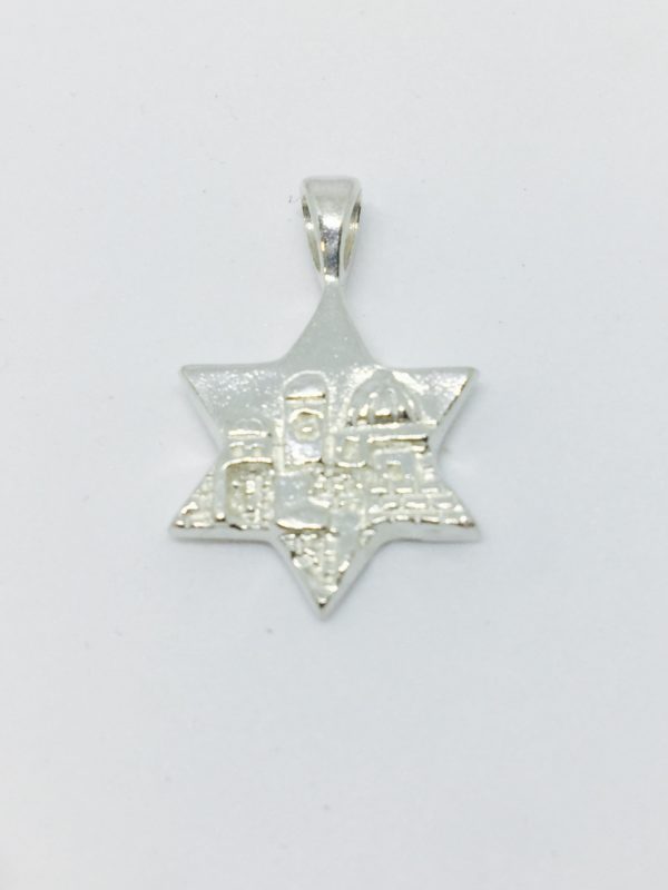 Colgante de plata con diseño en estrella de David y Jerusalen tallado